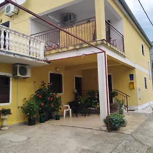Ivan Apartman